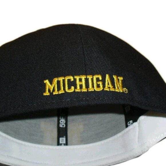 Michigan Wolverines Mens New Era 59 Fifty Fitted hat cap sz. 7 1/4 New Ncaa - Picture 4 of 4